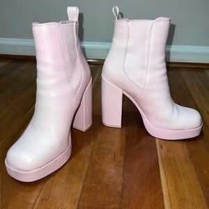 Steve Madden pink booties size 8
